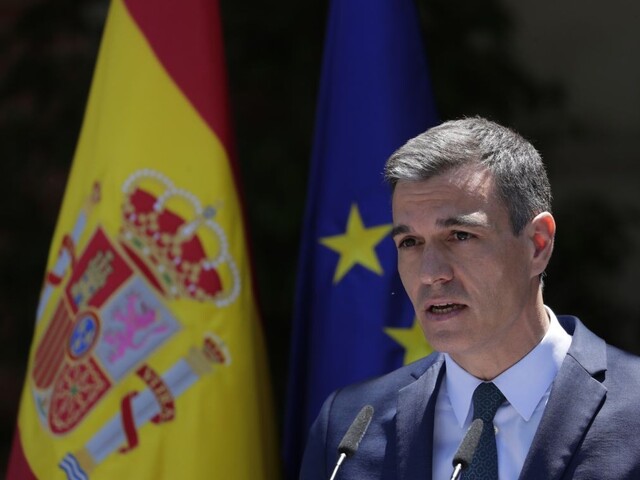 Španielsky premiér Sánchez prisľúbil La Palme milióny eur na obnovu