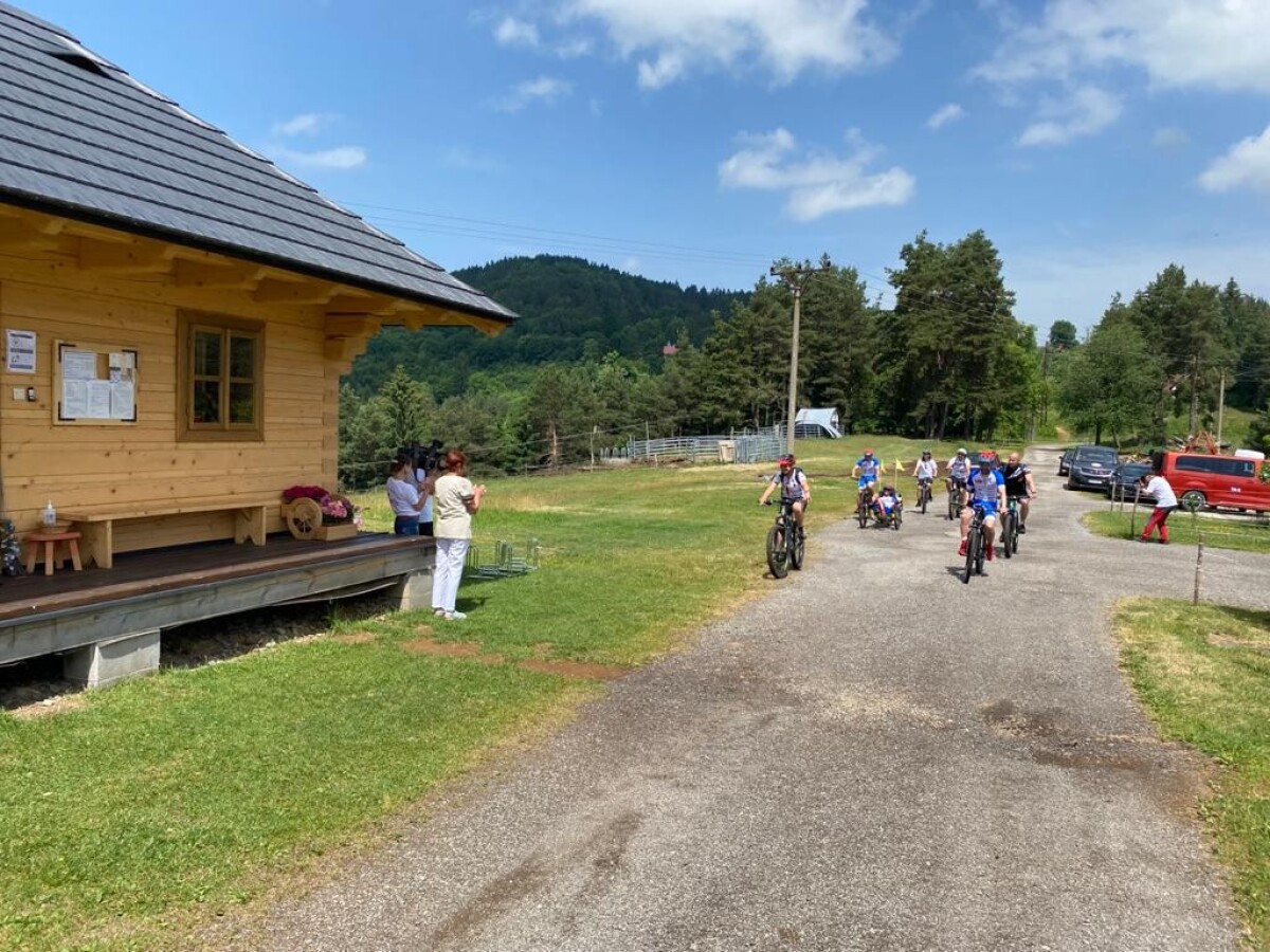 Zastávka na salaši.