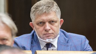 Smer podal návrh na mimoriadnu schôdzu. Chce riešiť zmluvu Slovenskej pošty