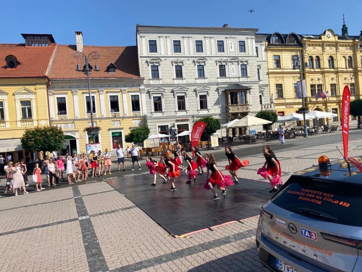 Štart 4. Etapy z Banskej Bystrice.