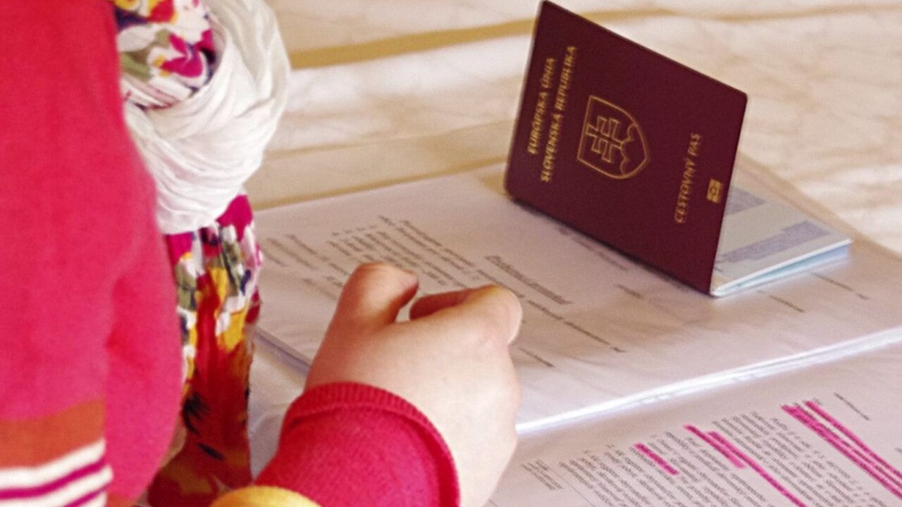 Mnohí v tomto období vybavujú doklady. Oddelenia sú pod náporom