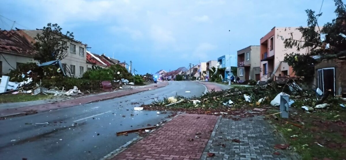 Búrky v Juhomoravskom kraji si vyžiadali obete na životoch a zranenia