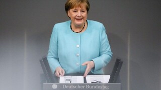 Osobnosť jej váhy bude chýbať, píše Politico. Merkelová bola na jednom zo svojich  posledných summitov