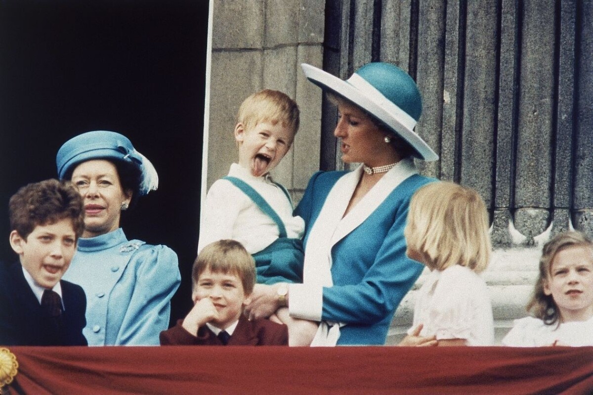 Princezná Diana kráľovská rodina 1140px (SITA/AP)
