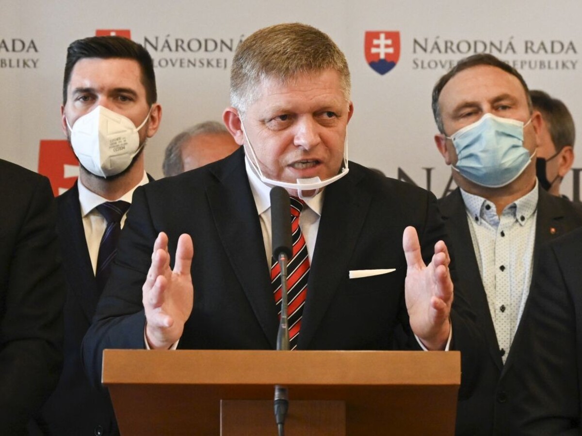 Smer nemá problém s očkovacou lotériou, kritizuje však vysoké náklady