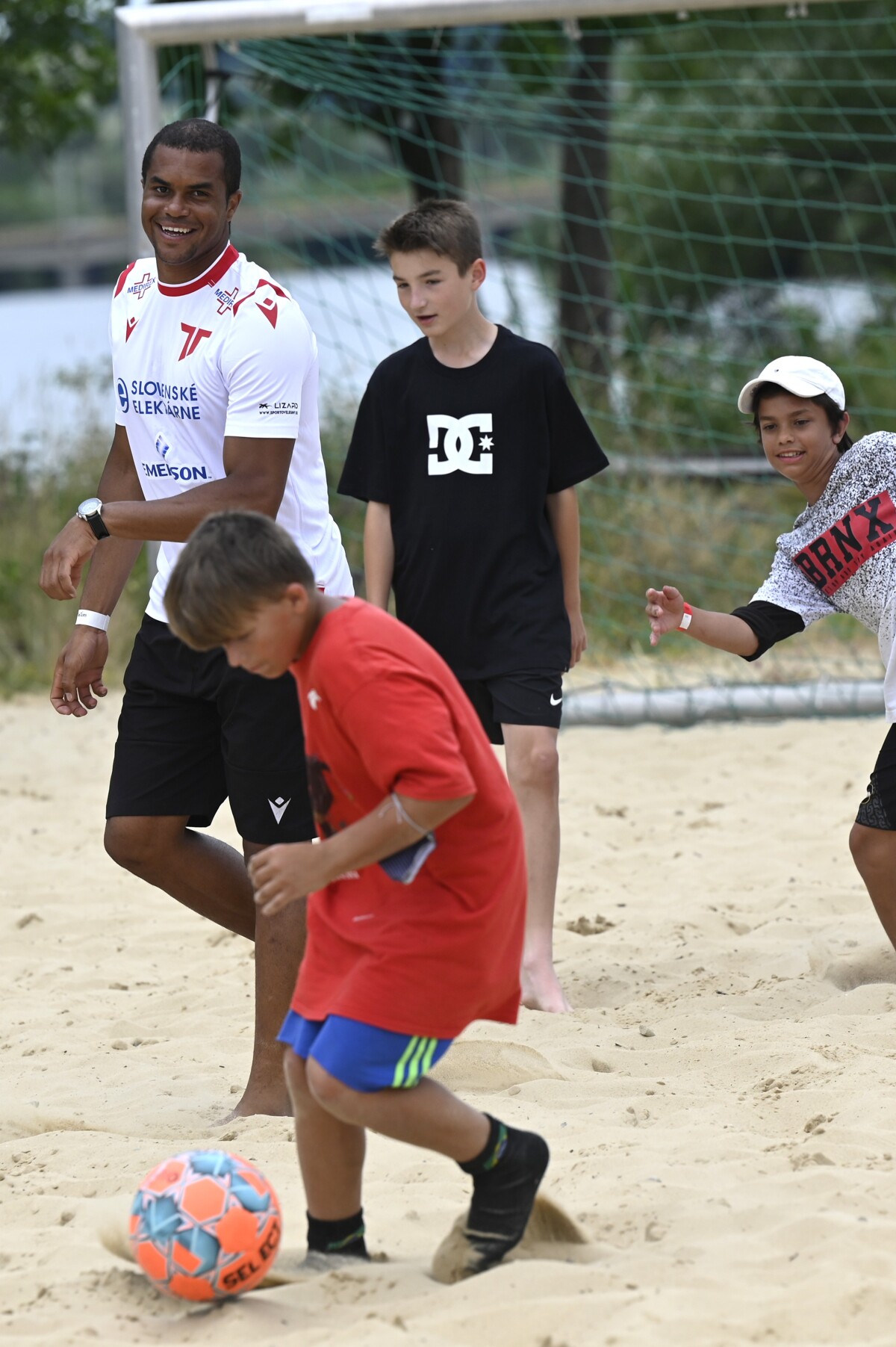 podujatie Hviezdy deťom