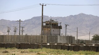 Američania opustili svoju hlavnú vojenskú základňu v Afganistane, ostáva viacero otázok