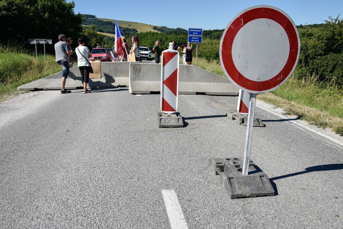 Protest obyvateľov Vrboviec proti uzatvoreniu hraničného priechodu