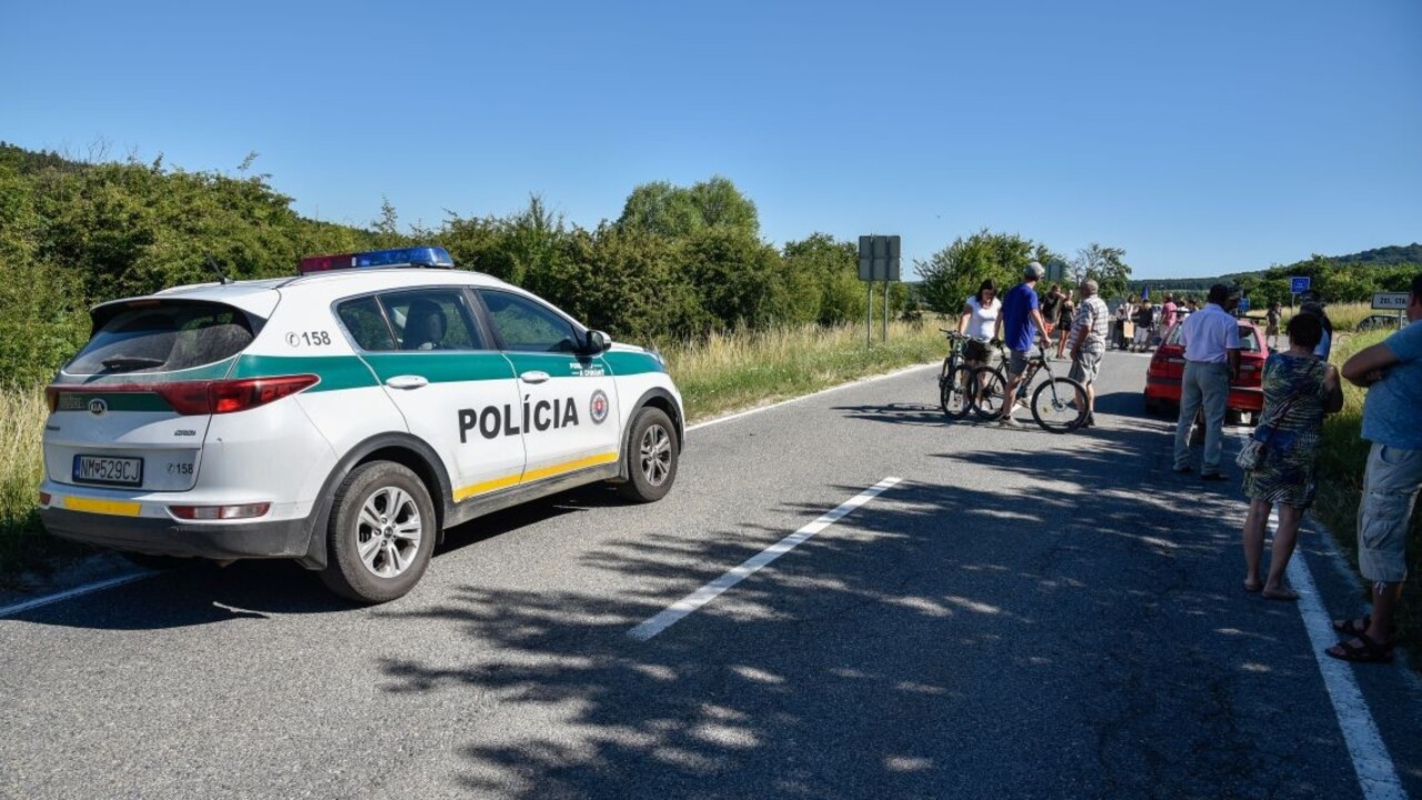 Uzatvorenie hraníc komplikuje situáciu aj v Hornom Srní. Starosta opatrenie kritizuje