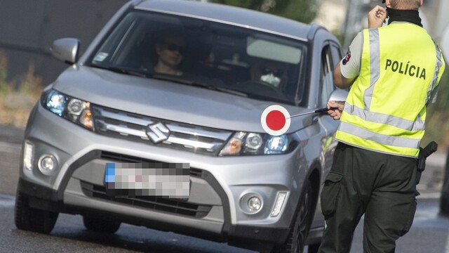 Ku koncu týždňa sa otvoria všetky priechody s Českom, tvrdí český minister vnútra