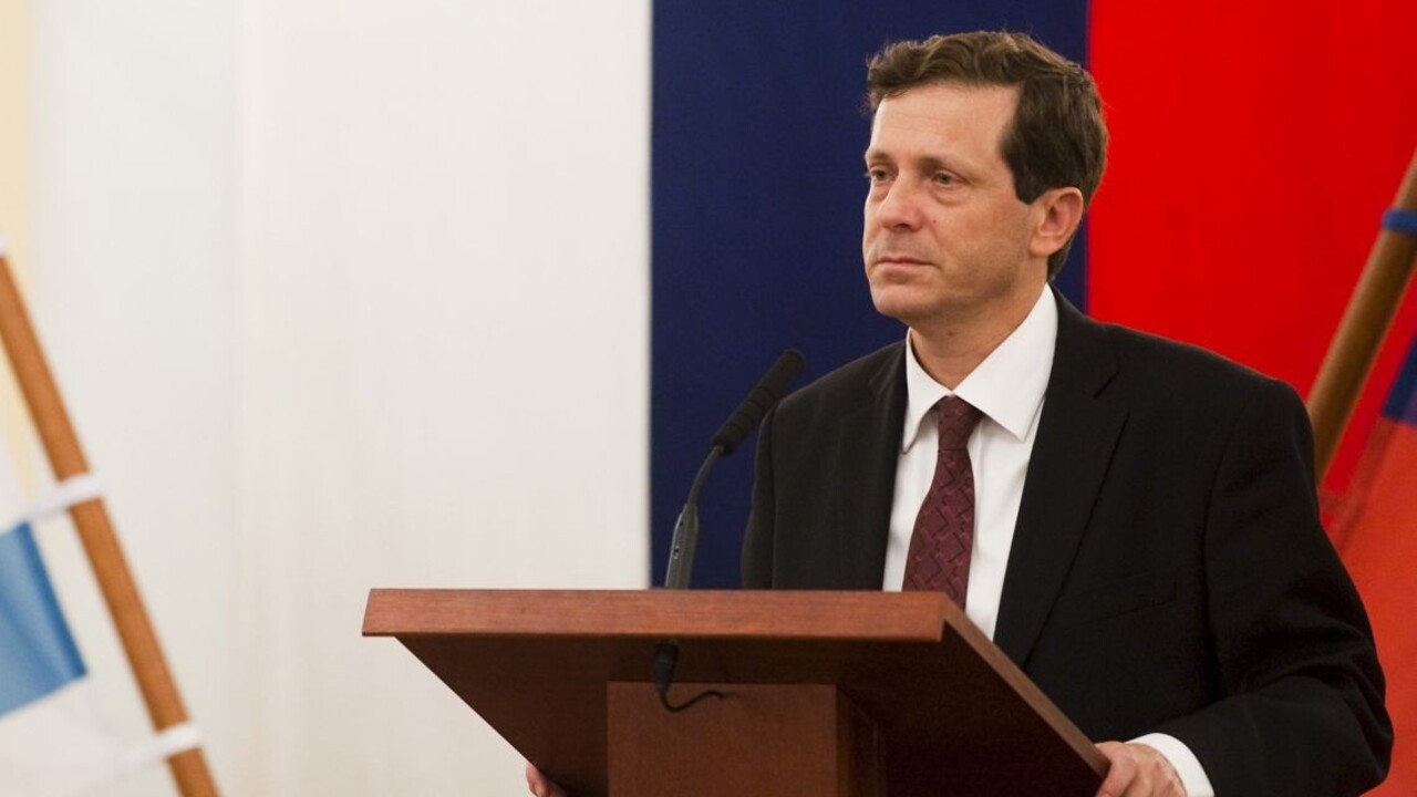 Izrael má nového prezidenta, Jicchak Herzog zložil prísahu