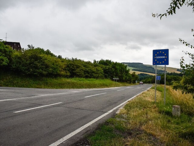 Hraničný priechod Sudomeřice-Skalica zablokovali protestujúci