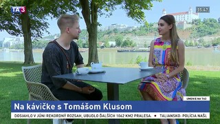 Na kávičke s Tomášom Klusom: Na koncertoch sa zabávame, všetci sme si rovní