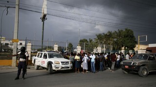 Haiti sa zmieta v chaose, ľudí nik nechráni. O pomoc žiadajú USA aj OSN