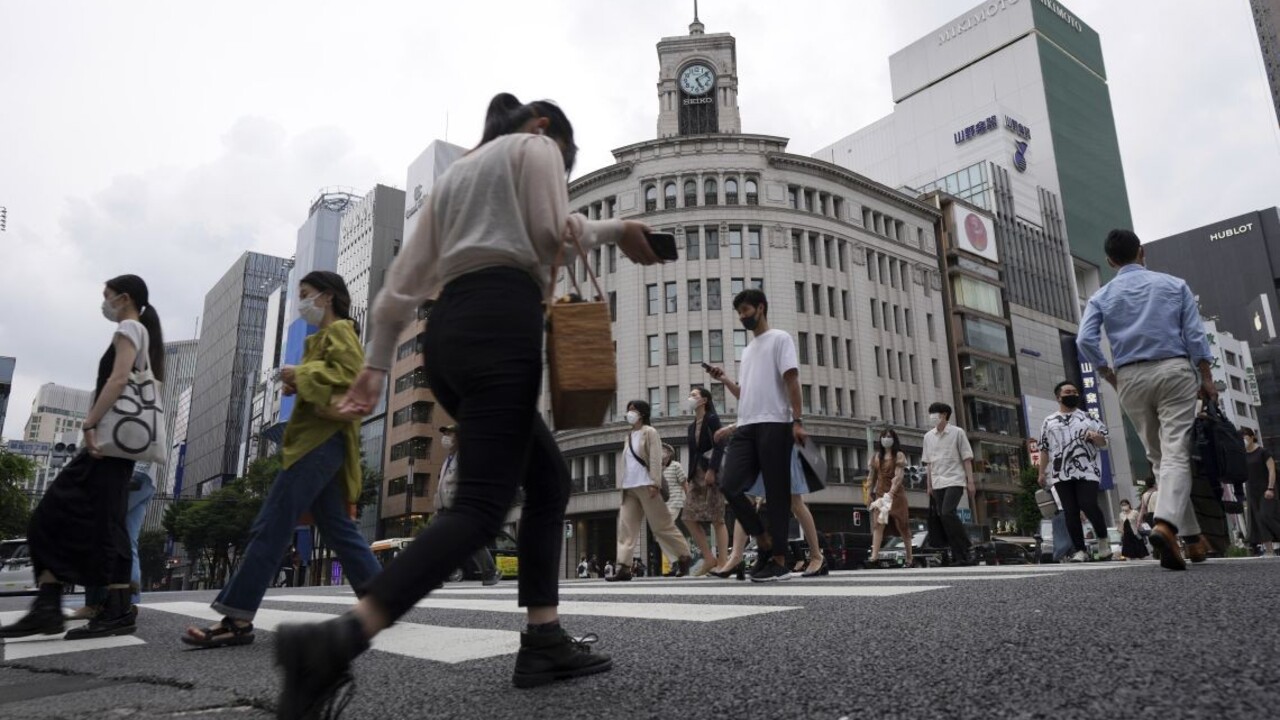 Výťahy oddelili pre Japoncov a cudzincov. Hotel v Tokiu za to čelil kritike