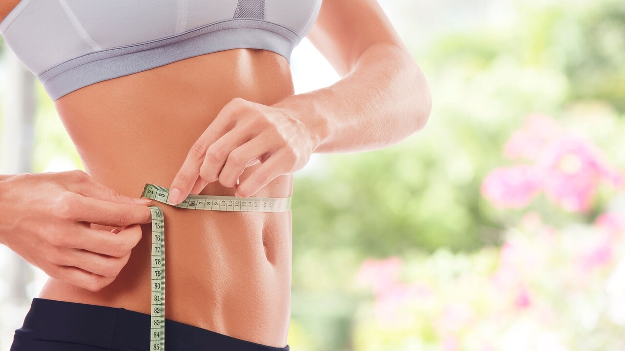 Viete o tom, že aj pitný režim a to, čo pijete, ovplyvňuje vašu postavu a chudnutie?