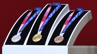 Zmeny sa na olympiáde dotknú aj ceremoniálov, medailu si na krk zavesia športovci sami