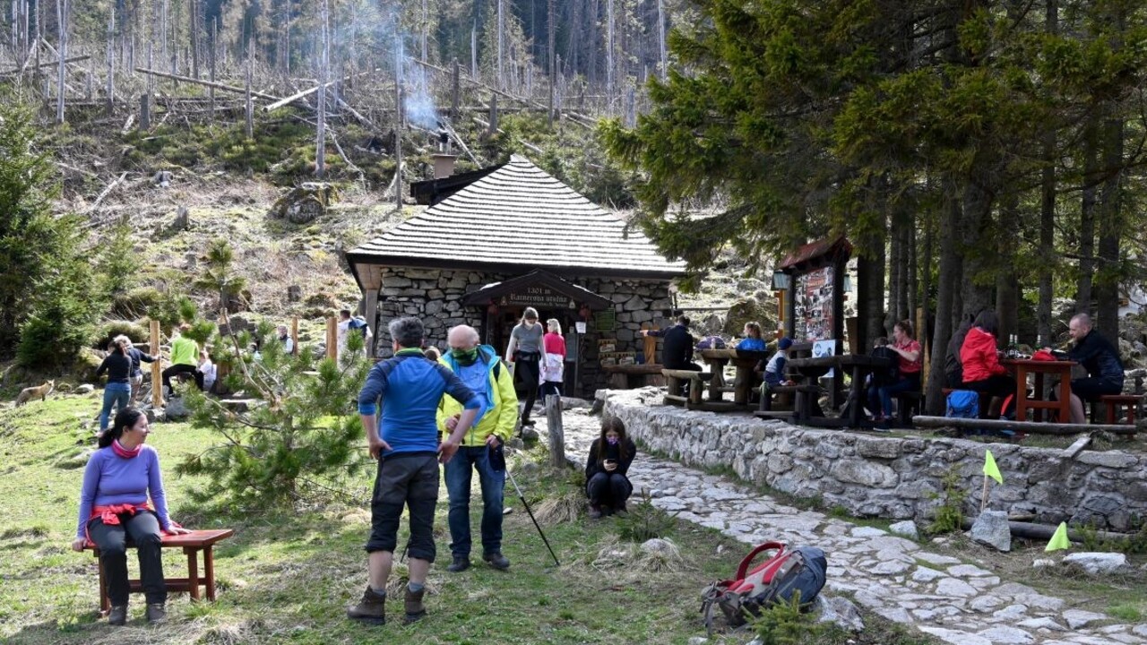 Týmto úsekom sa vyhnite. Po búrkach sú niektoré chodníky pre turistov nepriechodné