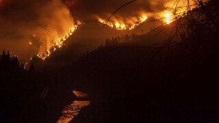 Požiar v Oregone ohrozuje obyvateľov, oheň už zničil tisíce hektárov