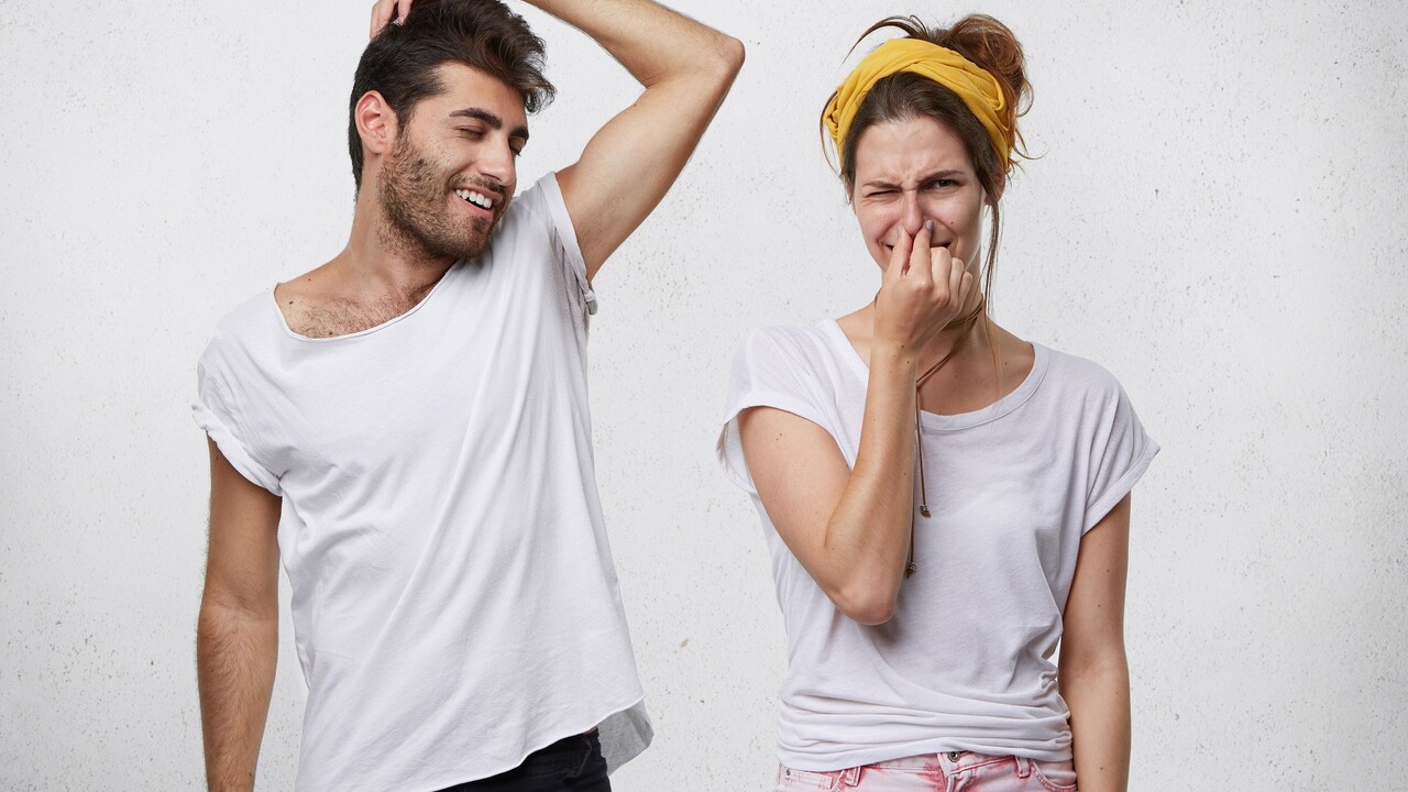 Čo to znamená, keď má váš pot žltý odtieň?