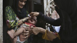 Milióny detí sa nedostali k bežnému očkovaniu, dôvodom je aj pandémia