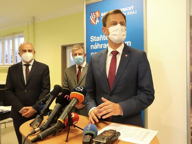 Ďalšia vlna prichádza, hovorí premiér. O tom, aká bude, rozhodnú ľudia