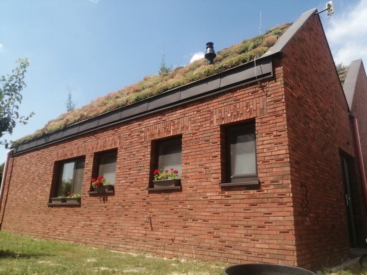 Zelená strecha v Zálesí v okrese Senec