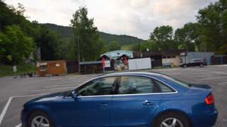 Vodička spôsobila nehodu na parkovisku a odišla. Pátra po nej polícia