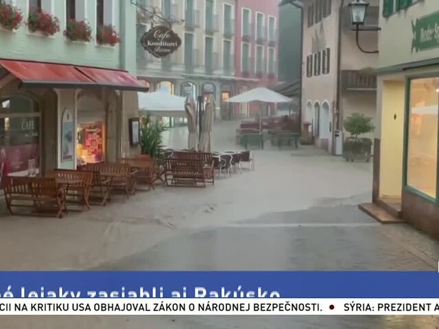 Silné lejaky zasiahli aj Rakúsko, voda zaplavila historické centrum Halleinu