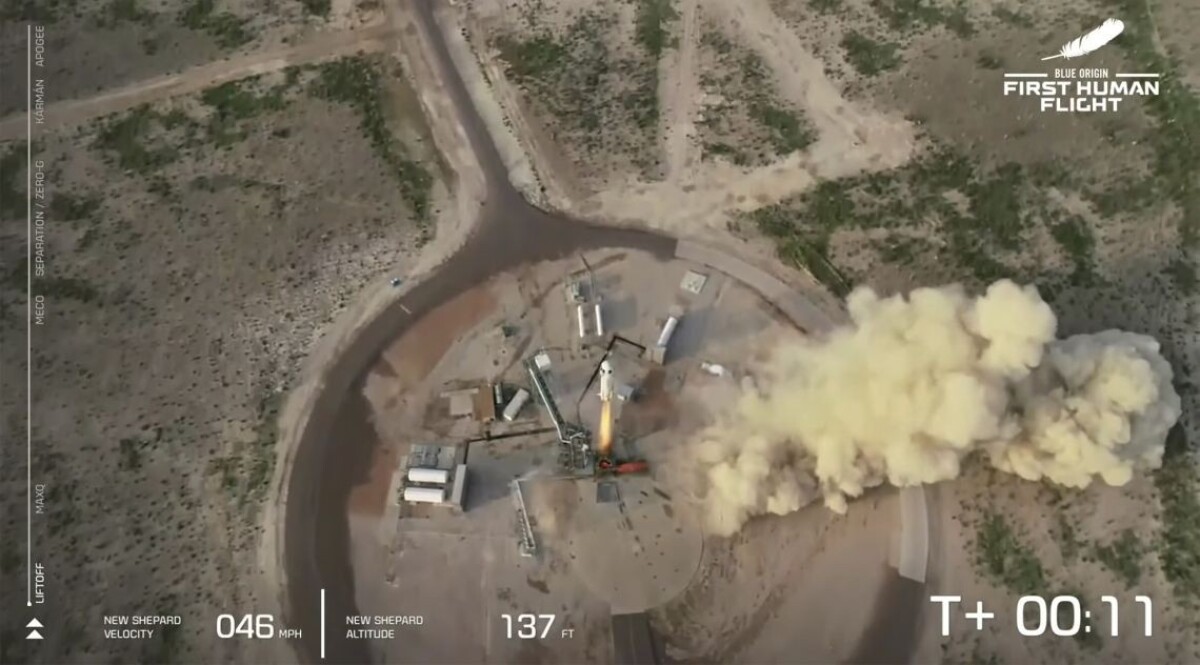 Prvý let rakety New Shepard s ľudskou posádkou