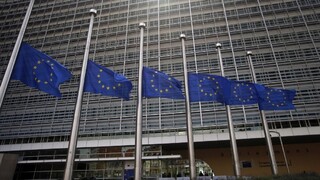 Brusel klepol Slovensku po prstoch pre dvojaké ceny na pumpách. Eurokomisia spustila konanie voči Ficovej vláde