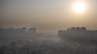 Špinavý vzduch indickej metropole bude čistiť gigantická čistička
