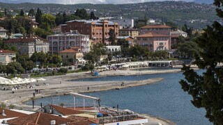 Zatvorené obchody v nedeľu riešia aj Chorváti, vláda navrhla zákaz predaja