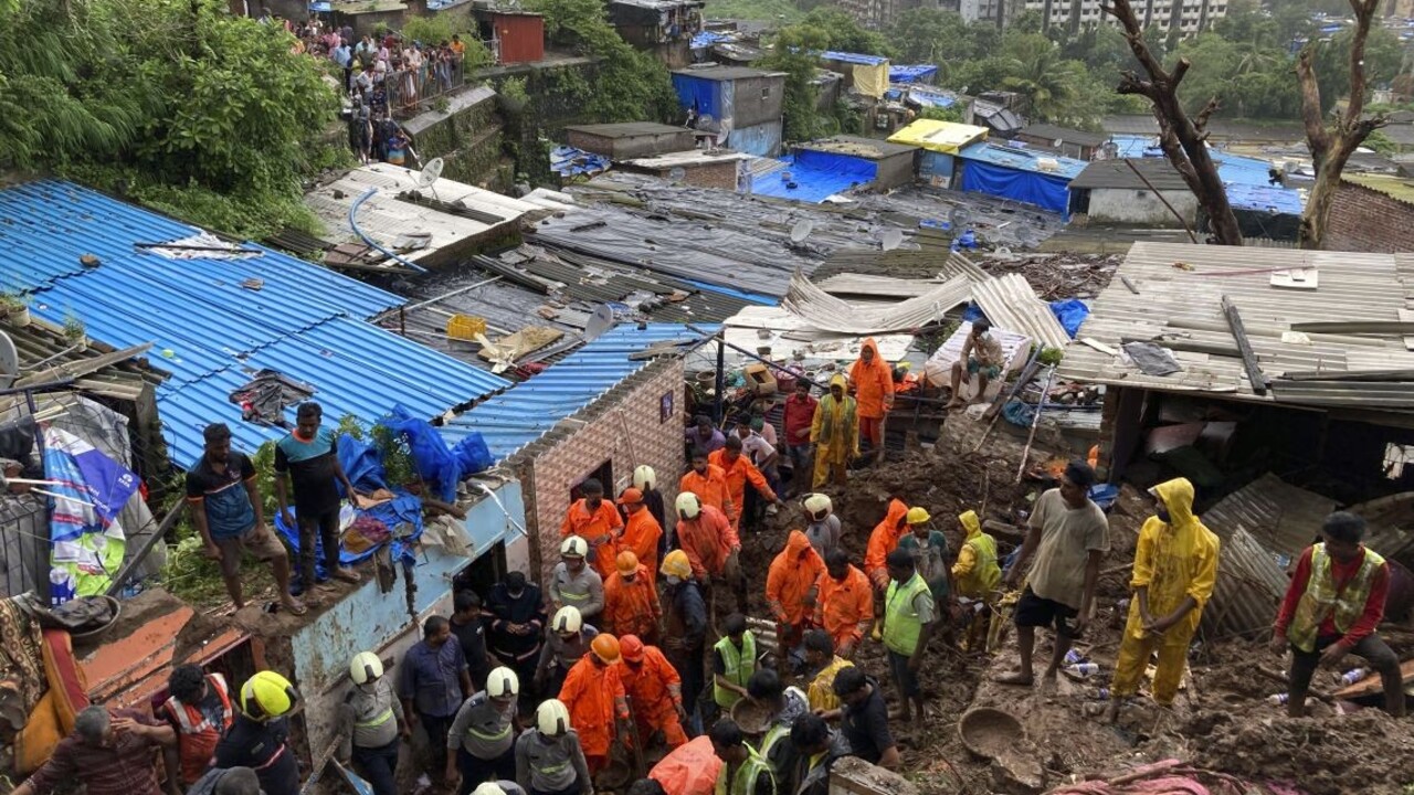 V Indii zabíjali zosuvy pôdy, vyžiadali si desiatky obetí
