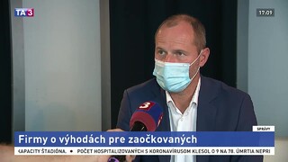 Zástupcovia firiem reagujú na zákon, ktorý by mohol zaočkovaným poskytnúť výhody