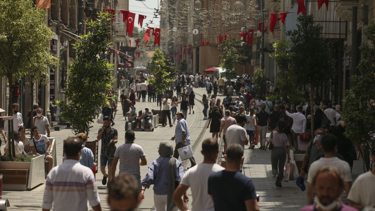 Turecko uvoľnilo opatrenia. Počet nových prípadov je najvyšší od polovice mája