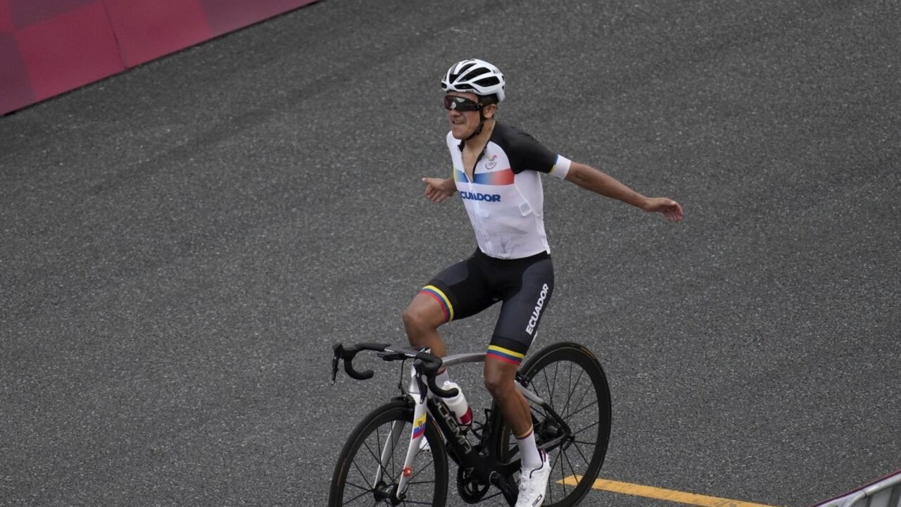 Ekvádorčan Carapaz vybojoval zlatú medailu. Juraj Sagan o popredné priečky nebojoval