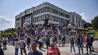 Terčom protestov sa stali aj novinári, SaS útoky odsúdila