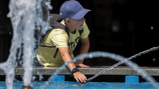 Odborníci vydali výstrahy. V niektorých okresoch vystúpi teplota až na 34 stupňov, prídu aj búrky