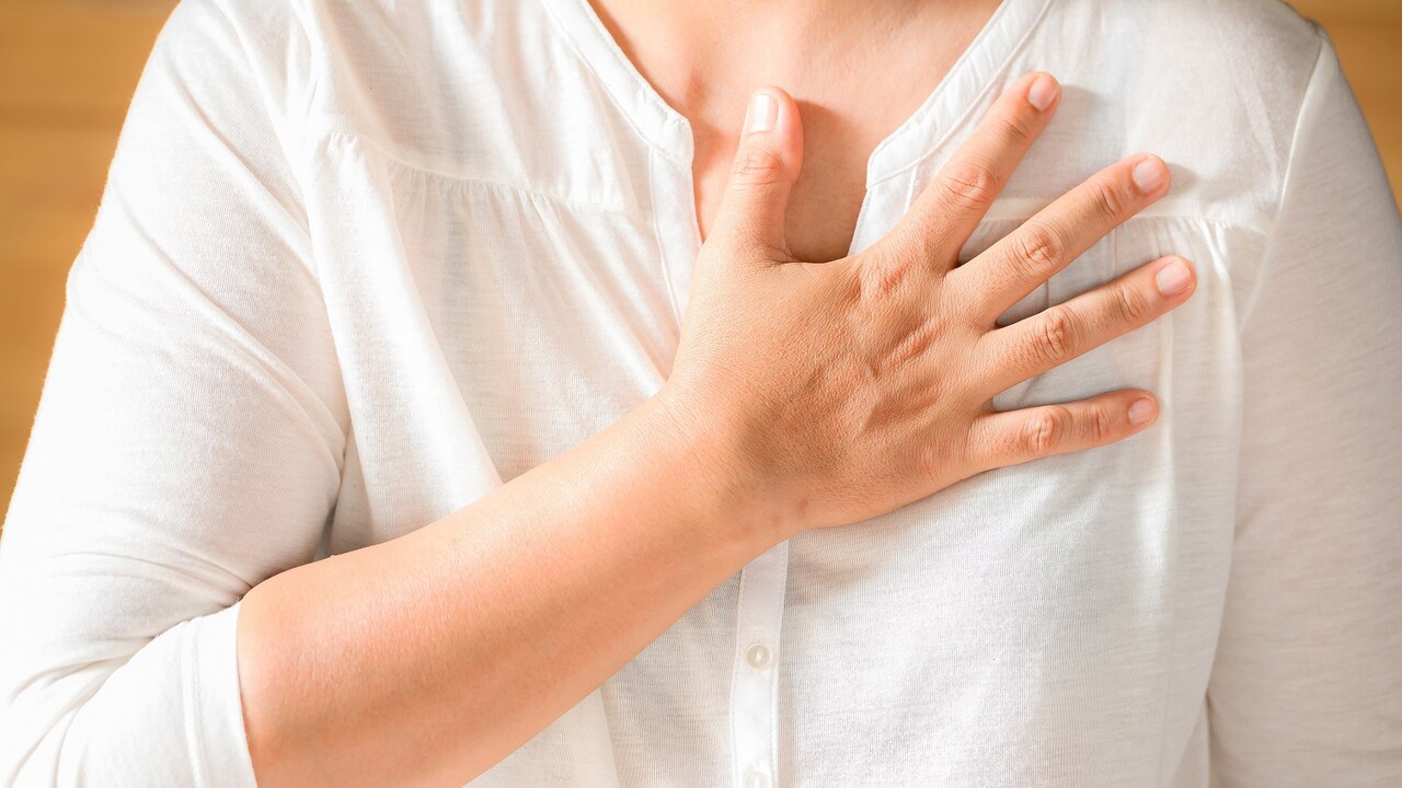 Príčiny bodavej bolesti pri dýchaní a nie je to infarkt