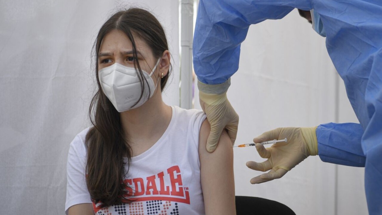 Cyprus bojuje so štvrtou vlnou. Bude očkovať deti vo veku 12 až 15 rokov