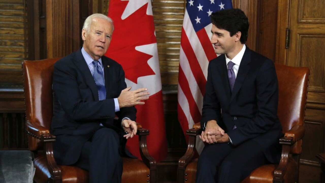 Biden a Trudeau uzavreli stávku. Kanadský premiér prehral, do USA musel poslať sendviče