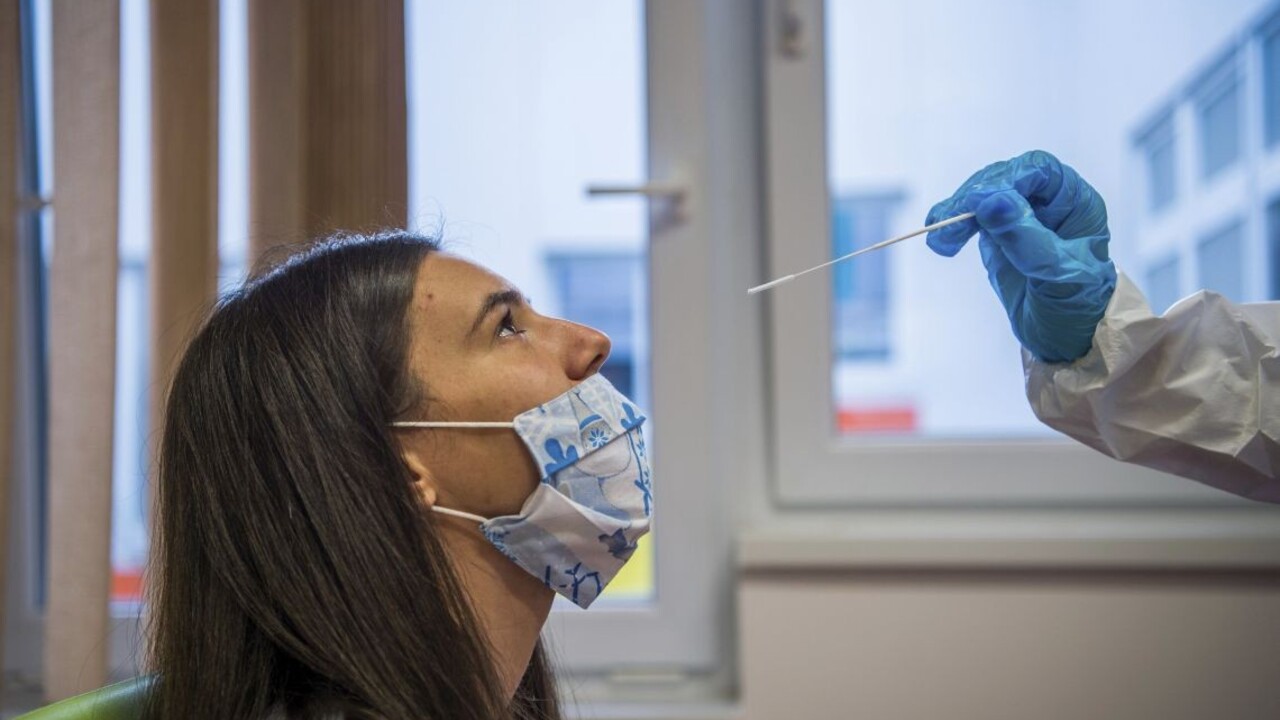 V Maďarsku sa budú môcť zdarma otestovať len tí, čo sa nemôžu zaočkovať