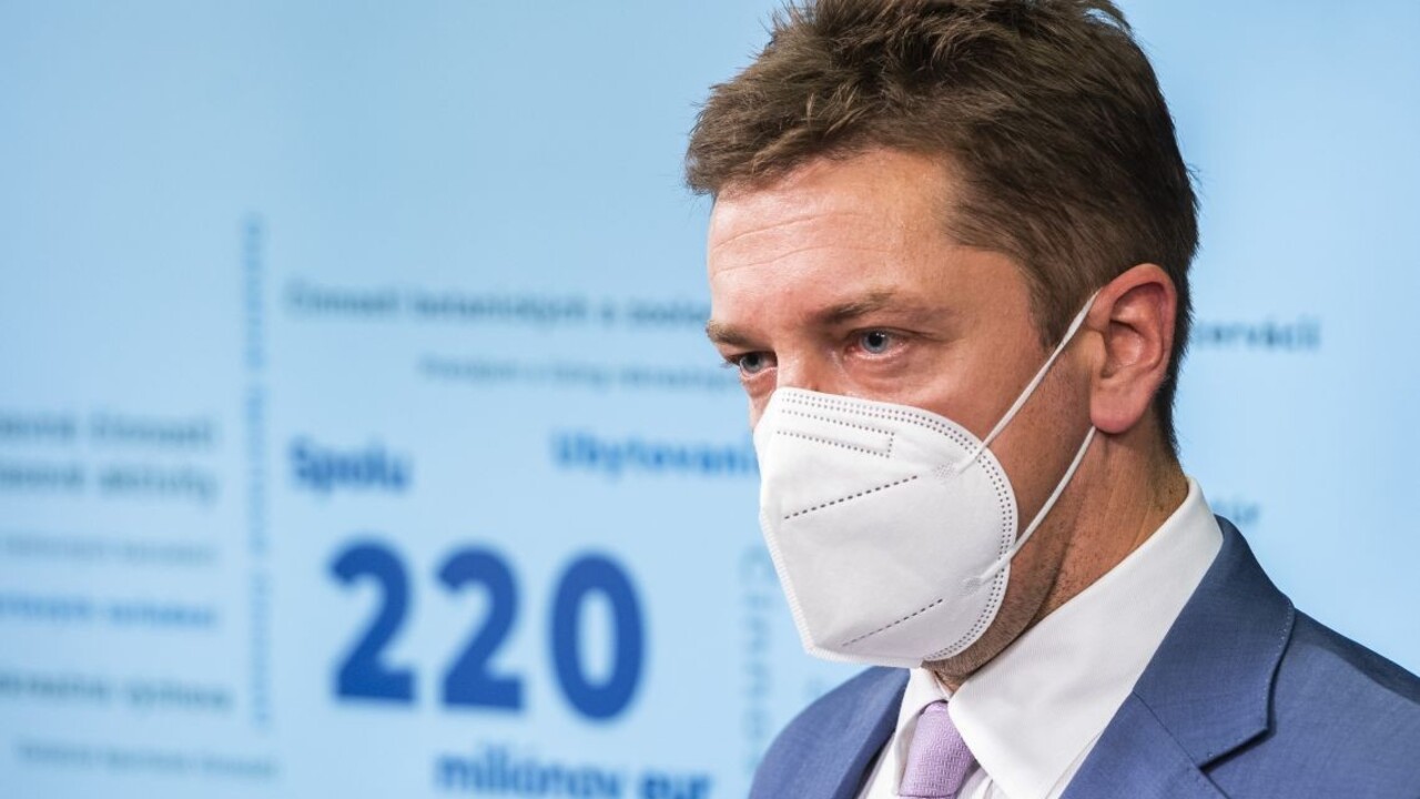 Pomoc cestovnému ruchu a gastru spätne predĺžia, zahŕňať bude aj apríl a máj