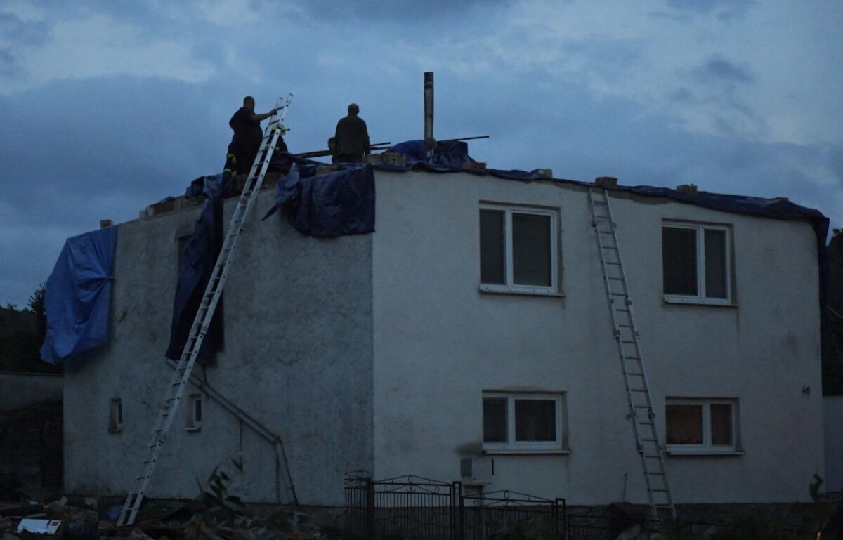 Obcou Petkovce sa prehnalo tornádo