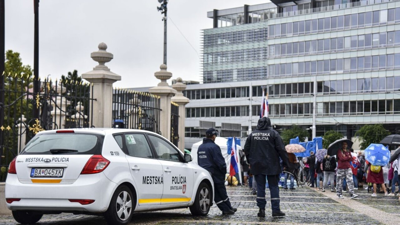 Polícia prepustila na slobodu Mareka Kotlebu a ďalších dvoch zadržaných počas protestu