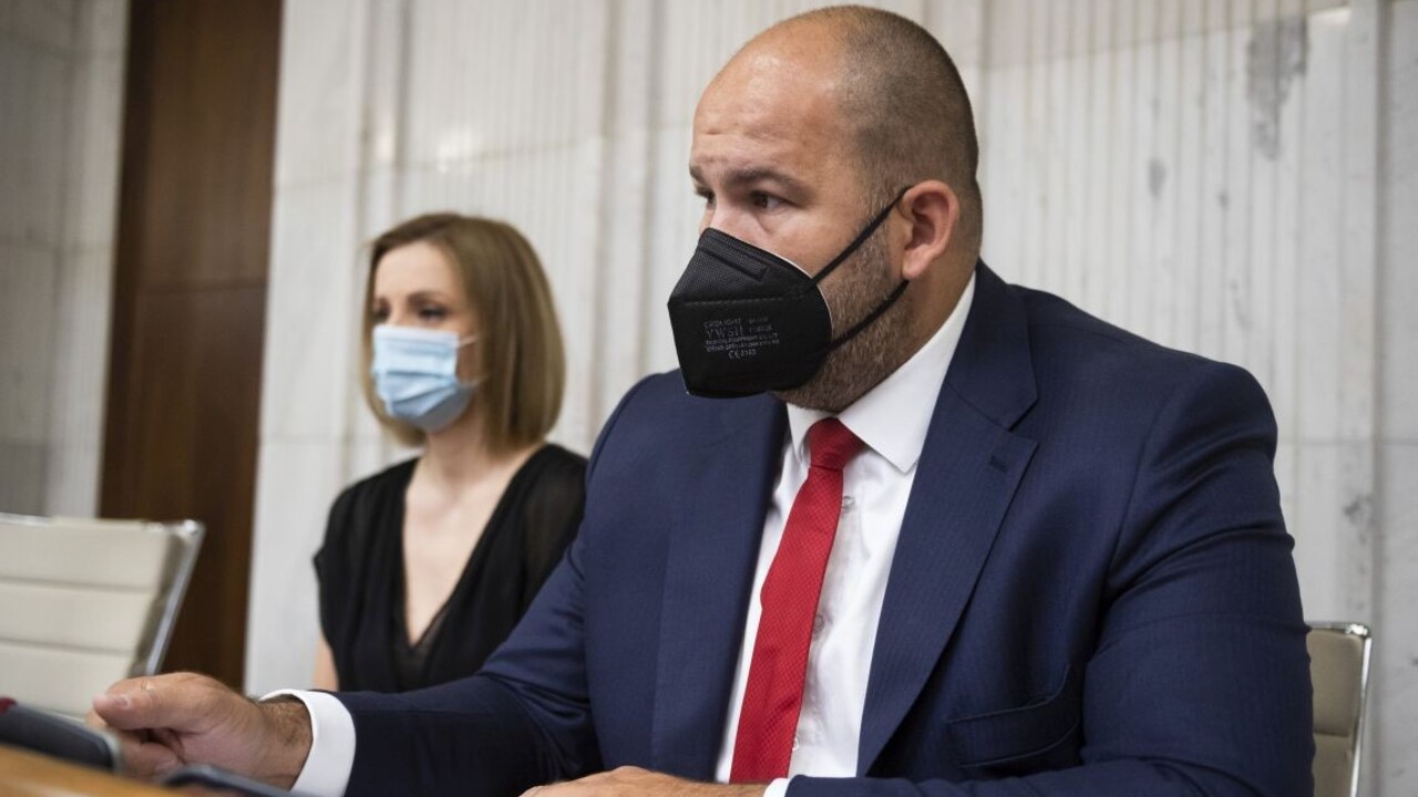 OĽANO zamestnalo exposlanca Heráka, Pčolinský označil hnutie za farizejov