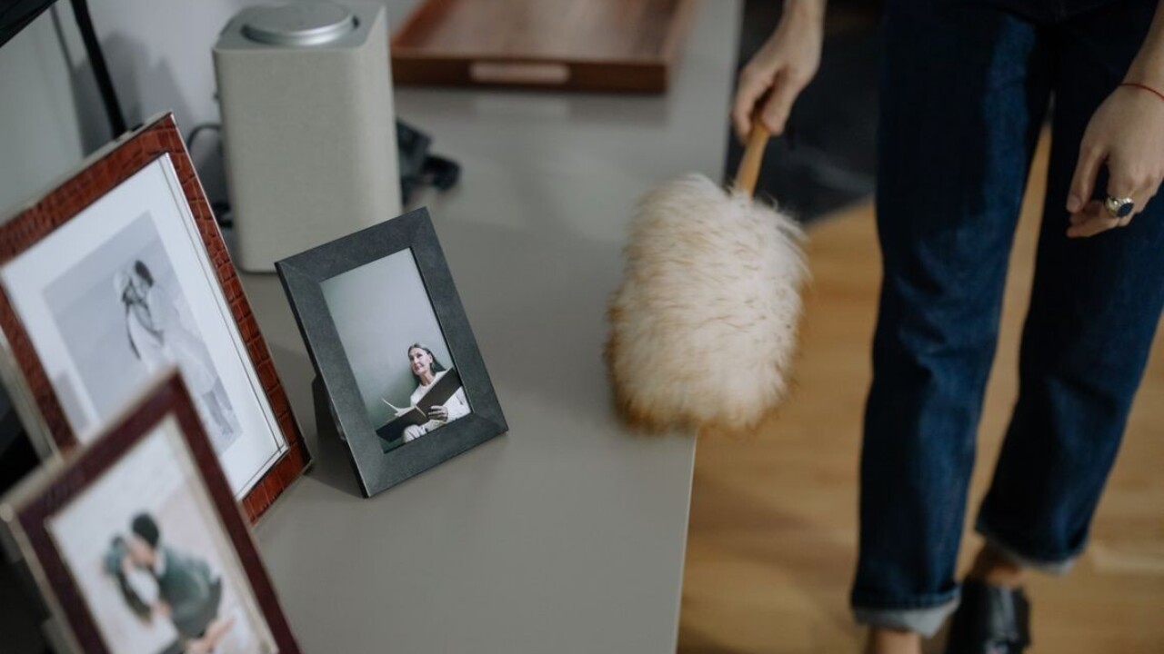 Chystáte sa na víkendové upratovanie? Vieme, ktoré činnosti v domácnosti ženy nemusia