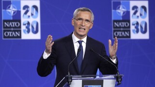 Sme znepokojení vysokou mierou násilia Talibanu, vyhlásil generálny tajomník NATO