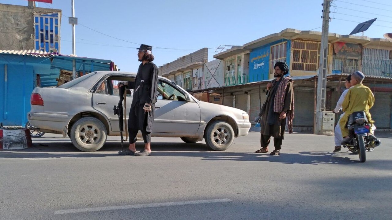 Česi zvolali krízový štáb. Obávajú sa o svojich diplomatov v Kábule